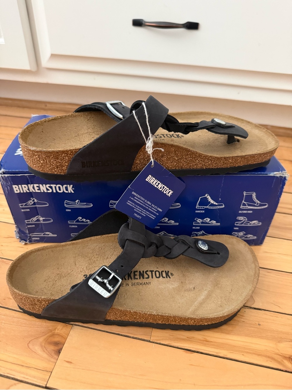 Birkenstock New In Box Gizeh Braided Black EU 38 Women’s 7 Men 5